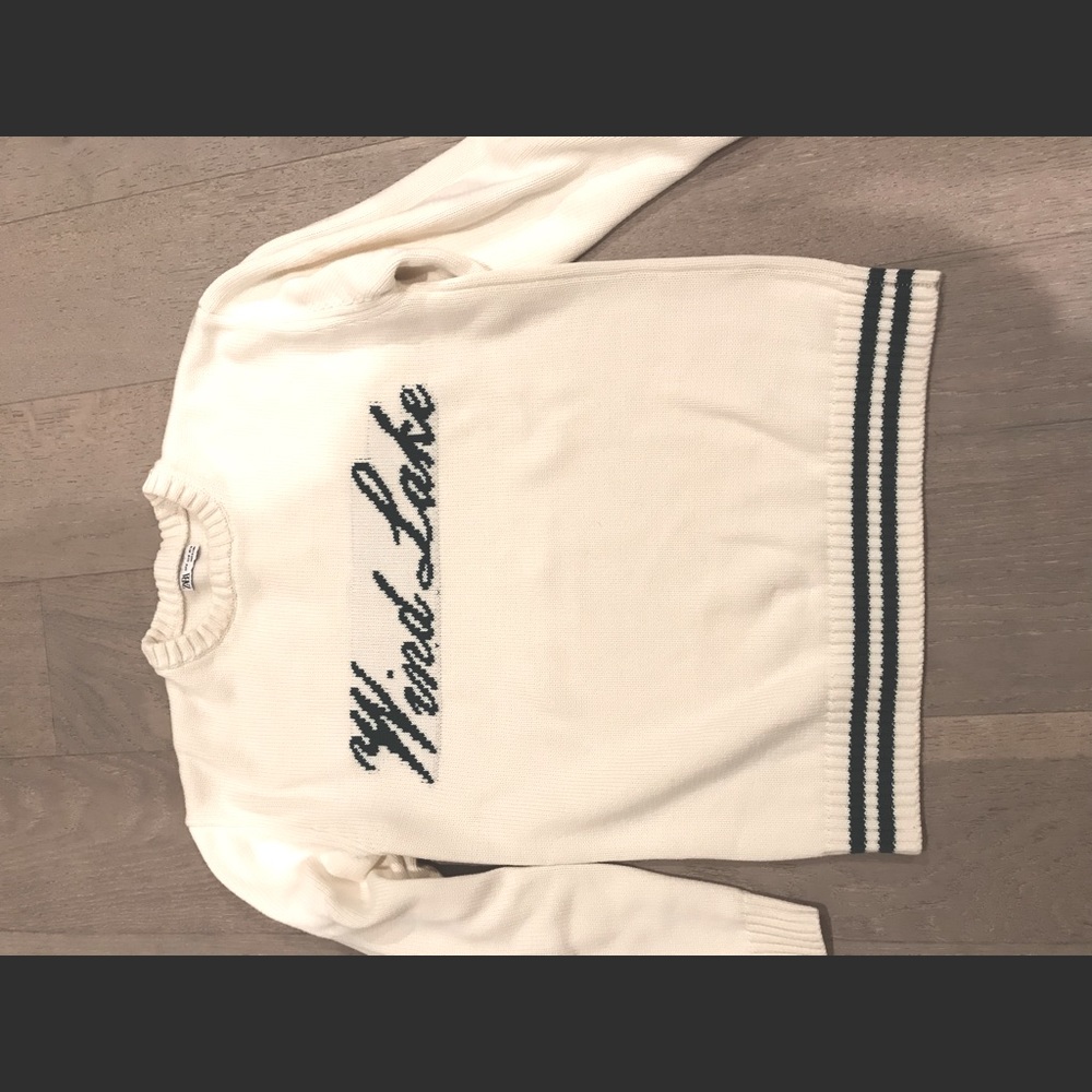 Zara sweater size M good for S too jacht club collection